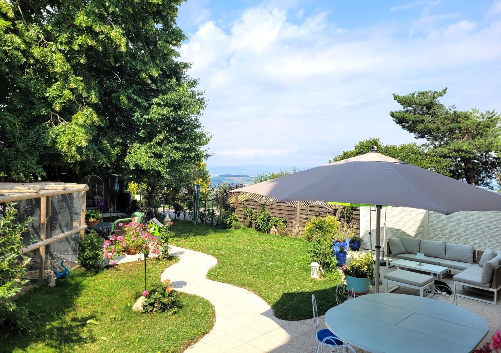 Cap Bonheur Hotel Saint-Cierges Exterior photo